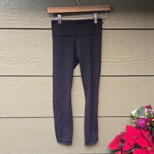 Lululemon Black Cropped Back Seam Leggings Dolphin Hem 2 Cropped